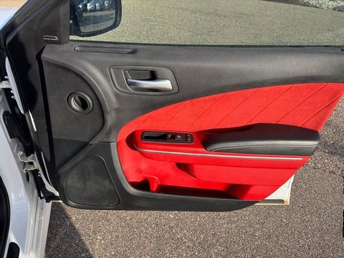 Used 2015 Dodge Charger SRT w/ Harman/Kardon Audio Group image 29