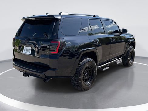 Used 2023 Toyota 4Runner TRD Off-Road Premium w/ Moonroof Package image 8