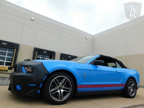 Used 2010 Ford Mustang Shelby GT500 image 19