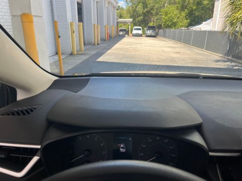 Used 2025 Toyota Corolla LE FWD image 32