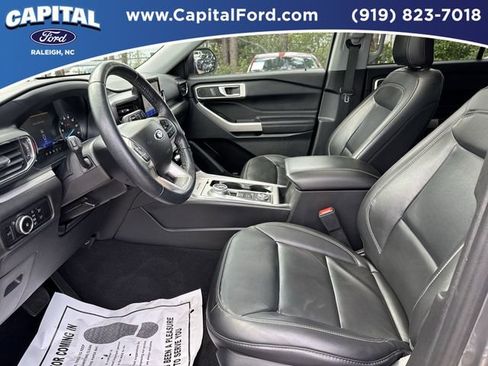 Certified 2023 Ford Explorer XLT w/ Equipment Group 202A image 17