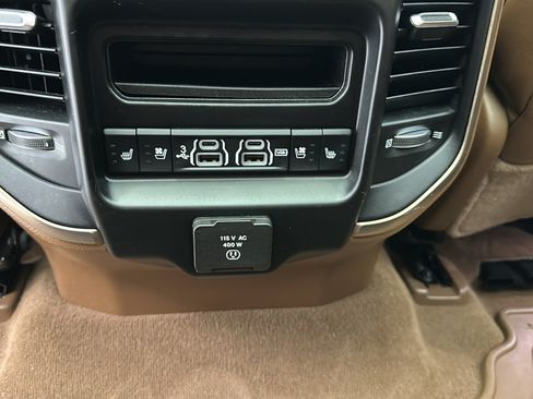Used 2020 RAM 1500 Limited AWD/4WD image 14