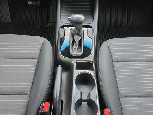 Used 2017 Kia Forte LX w/ LX Popular Package image 2