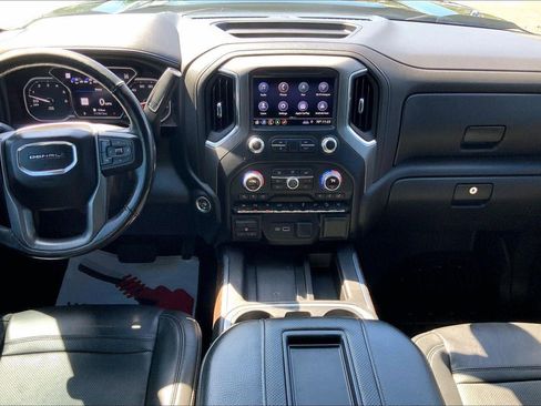 Used 2019 GMC Sierra 1500 Denali w/ Denali Ultimate Package AWD/4WD image 14