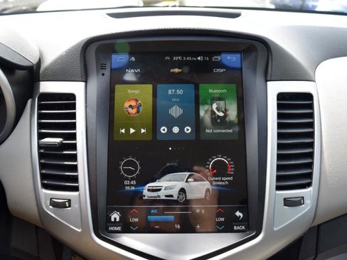 Used 2012 Chevrolet Cruze LS w/ Connectivity Package FWD image 17