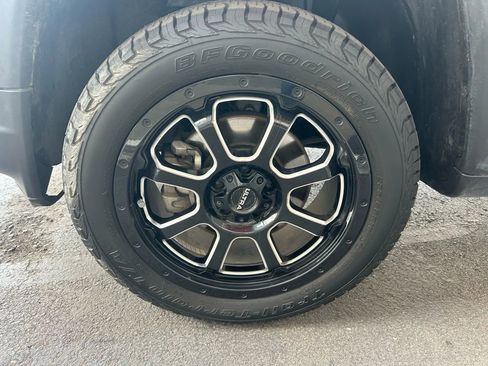 Used 2019 Jeep Compass Sport image 14