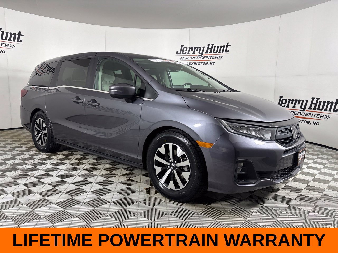 Used 2025 Honda Odyssey EX-L image 4