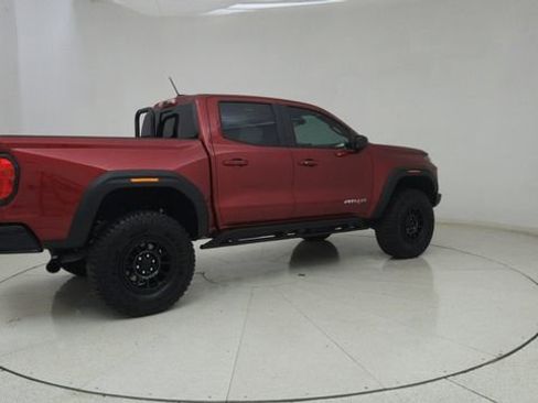 Used 2024 GMC Canyon AT4X w/ AT4X AEV Edition image 8