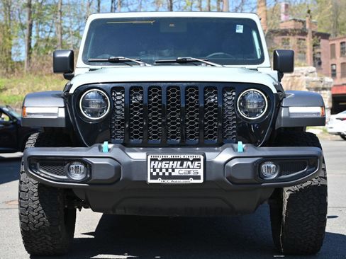 Used 2024 Jeep Wrangler Unlimited AWD/4WD image 8
