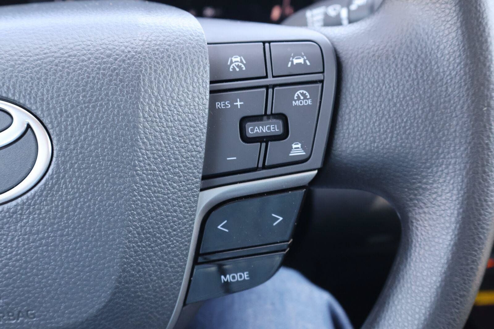 Used 2026 Toyota Camry LE FWD image 27