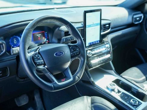 Used 2023 Ford Explorer ST w/ Equipment Group 401A AWD/4WD image 28