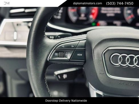 Used 2021 Audi Q8 Prestige AWD/4WD image 28