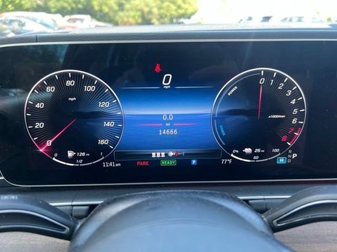 Certified 2025 Mercedes-Benz GLE 450e 4MATIC image 3