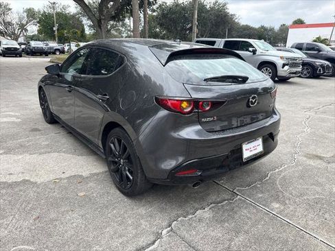 Used 2019 MAZDA MAZDA3 Hatchback w/ Premium Package image 8