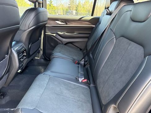 New 2026 Jeep Grand Cherokee L 4WD image 22