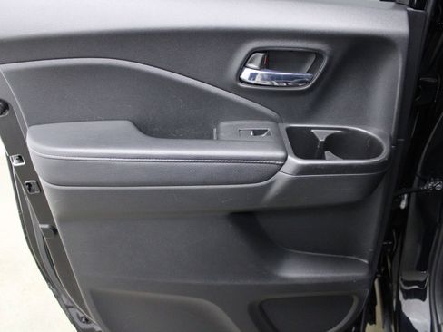 Used 2021 Honda Ridgeline Sport image 17