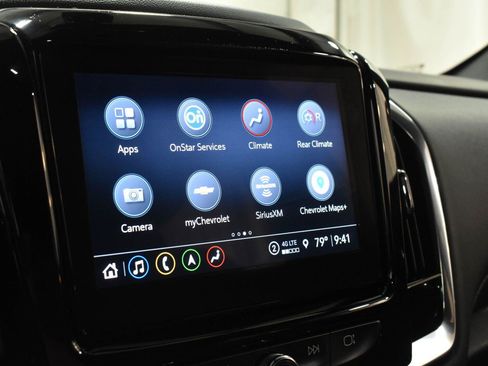 Used 2023 Chevrolet Traverse RS AWD/4WD image 16