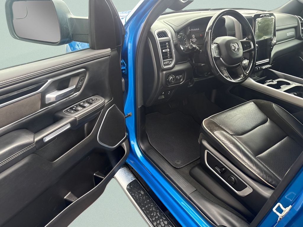 Used 2023 RAM 1500 Laramie AWD/4WD image 13