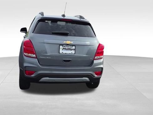 Certified 2019 Chevrolet Trax LT w/ LT Convenience Package AWD/4WD image 4