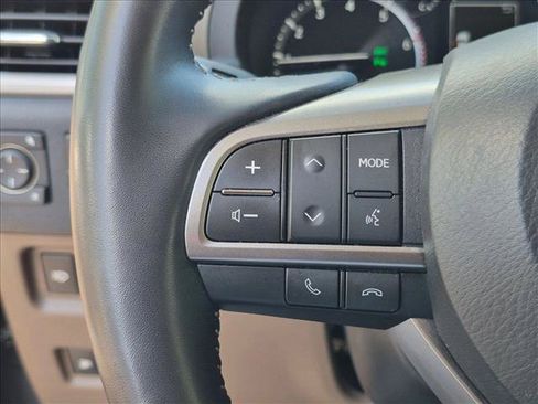 Used 2023 Lexus GX 460 Premium w/ Premium Package AWD/4WD image 10