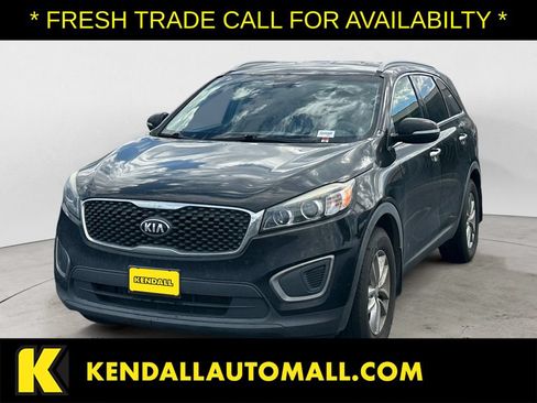 Used 2016 Kia Sorento FWD image 1