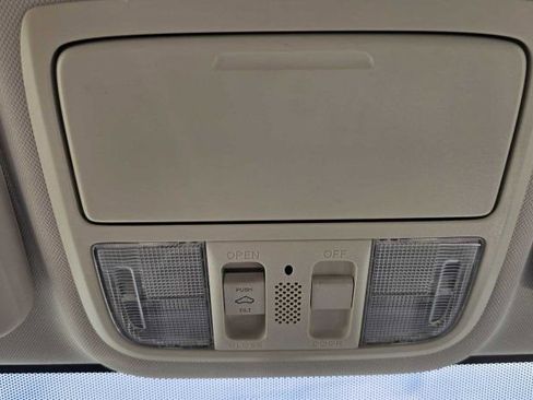 Used 2012 Honda CR-V EX-L image 29