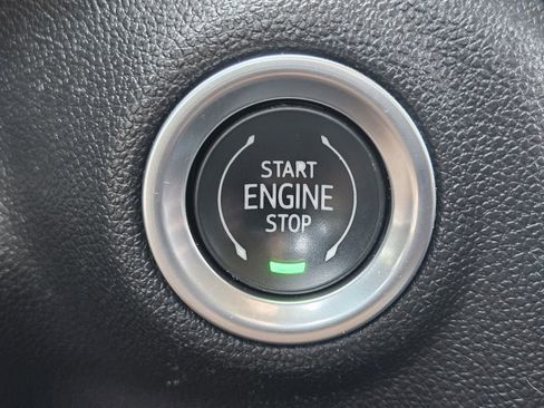 Used 2022 Chevrolet Silverado 1500 RST AWD/4WD image 25