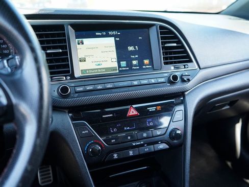 Used 2018 Hyundai Elantra Sport w/ Sport Premium Package 03 FWD image 8
