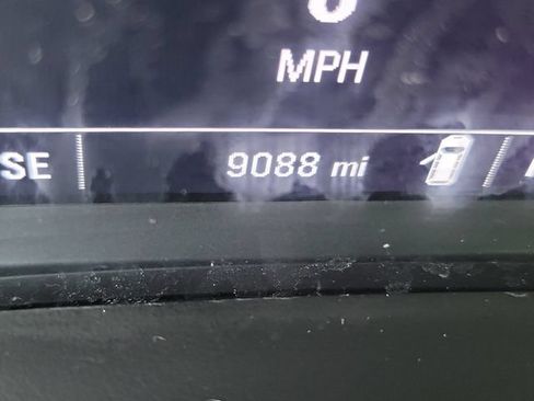 Used 2023 Chevrolet Equinox LS AWD/4WD image 24