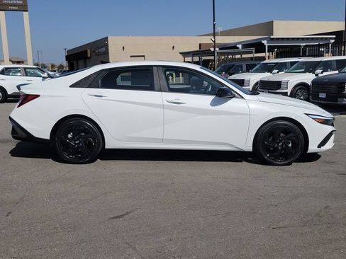 New 2026 Hyundai Elantra SEL Sport FWD image 32