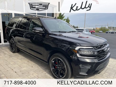 Used 2022 Ford Expedition Max Limited image 1