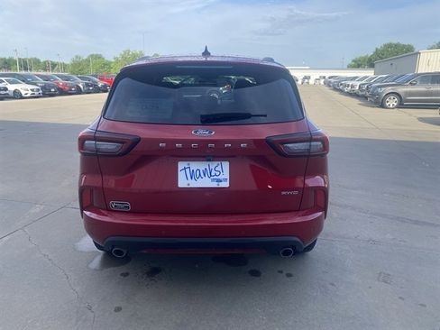 Used 2024 Ford Escape ST-Line w/ Tech Pack #1 AWD/4WD image 10