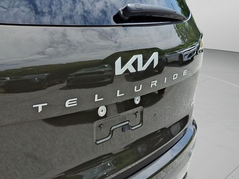 Used 2023 Kia Telluride EX X-Line AWD/4WD image 33