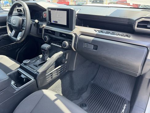 Used 2024 Toyota Tacoma TRD Sport RWD image 5