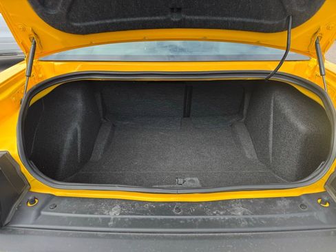 Used 2018 Dodge Challenger R/T Plus image 12