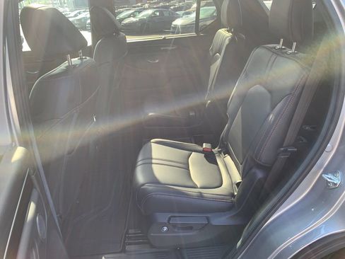 Used 2024 Honda Pilot TrailSport image 22