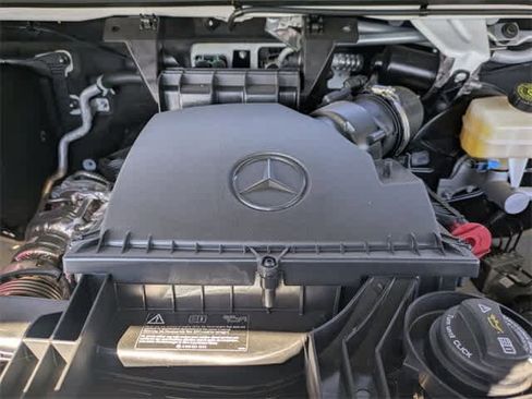 Used 2025 Mercedes-Benz Sprinter 2500 image 14