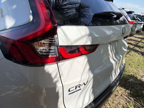 Used 2024 Honda CR-V Sport-L image 8