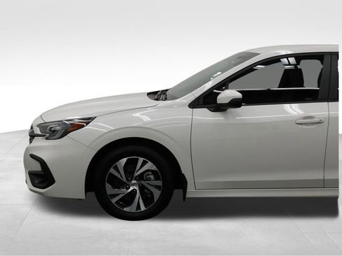 Used 2025 Subaru Legacy Premium image 6