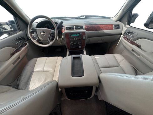 Used 2009 Chevrolet Silverado 3500 LTZ w/ Suspension Package, Off-Road AWD/4WD image 11