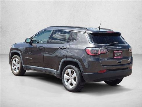 Used 2019 Jeep Compass Latitude w/ Popular Equipment Group FWD image 7