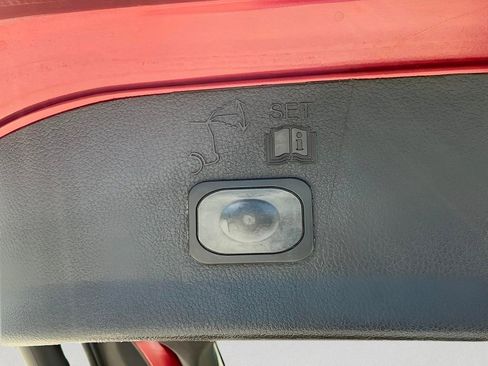 Used 2014 Ford Escape Titanium w/ Equipment Group 401A FWD image 17