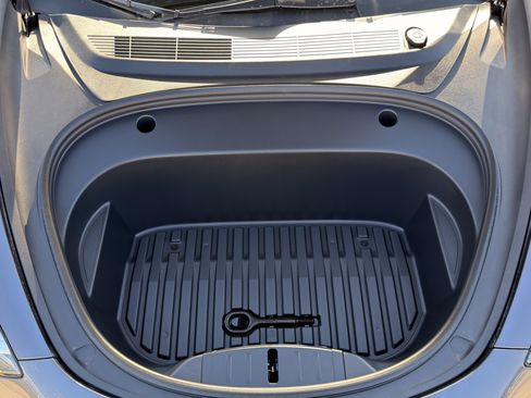 Used 2023 Tesla Model 3 Standard Range RWD image 42
