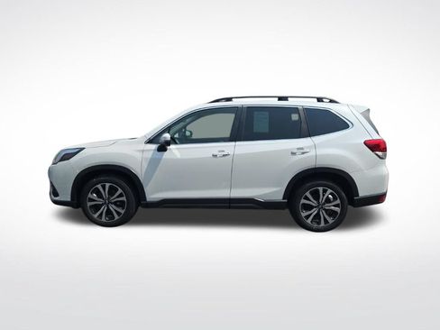 Used 2022 Subaru Forester Limited AWD/4WD image 6