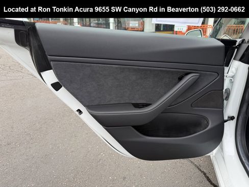 Used 2018 Tesla Model 3 Long Range image 28
