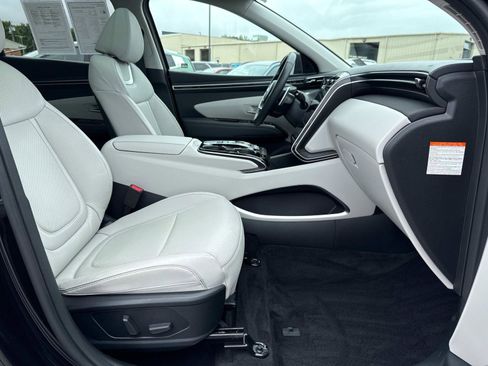 Used 2024 Hyundai Tucson Limited image 19