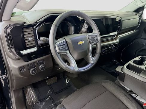 Used 2026 Chevrolet Silverado 1500 LT image 9