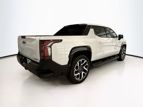 New 2025 Chevrolet Silverado EV RST image 6