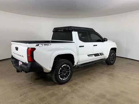 Used 2024 Toyota Tacoma SR image 8