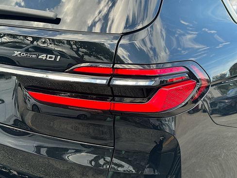 Used 2023 BMW X7 xDrive40i image 29